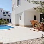 Apartament Nata *