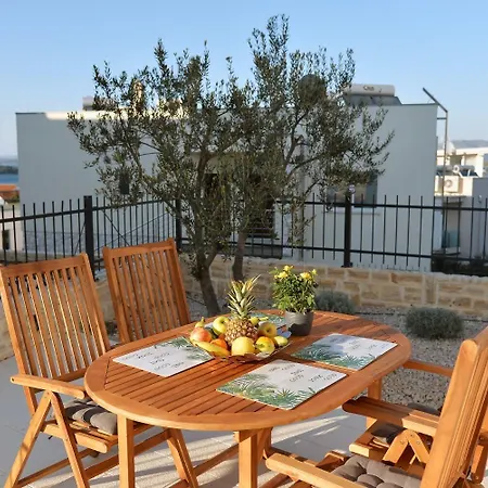 Nata Apartament *